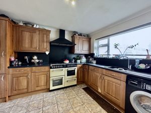 Photo 5- click for photo gallery